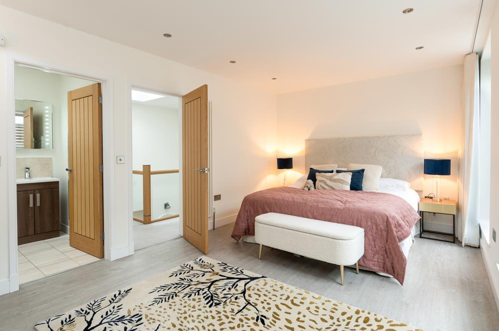 The Mews House 17 Vyvyan Road-17.jpg