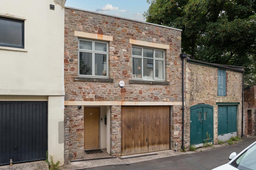 The Mews House 17 Vyvyan Road-1 EDIT.jpg