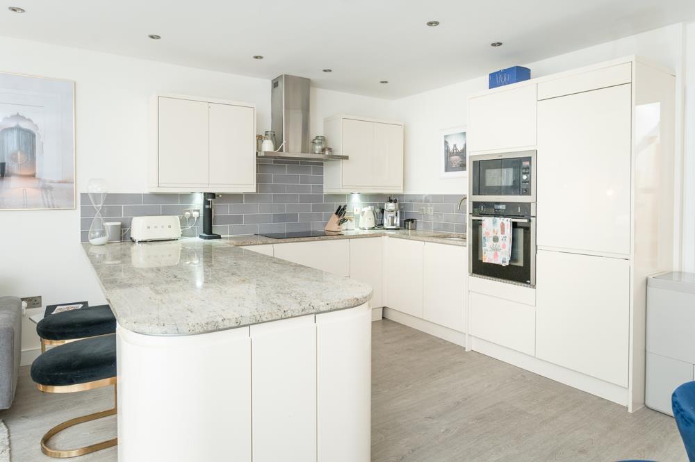 The Mews House 17 Vyvyan Road-13.jpg