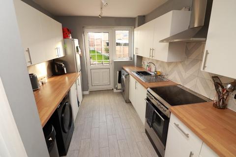 37 Kingscote, Yate, Bristol, BS37 8YD