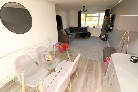 37 Kingscote, Yate, Bristol, BS37 8YD