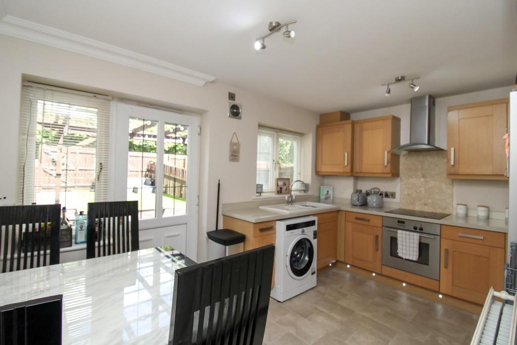 Manor House Walk, Burneston, Bedale 2 bed terraced house £235,000