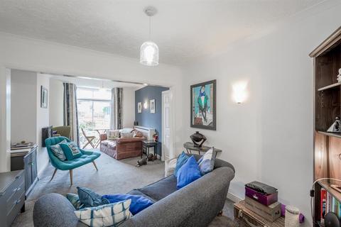 88 Wolverhampton Road South, Quinton, Birmingham, B32 2BE