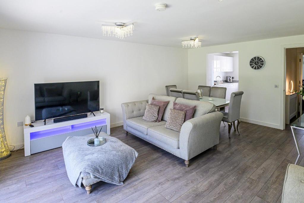 Millburn Gardens, Clackmannan 3 bed detached house £209,995