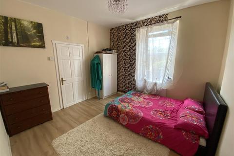 4 bedroom terraced house for sale - Neath Road, Briton Ferry, Neath