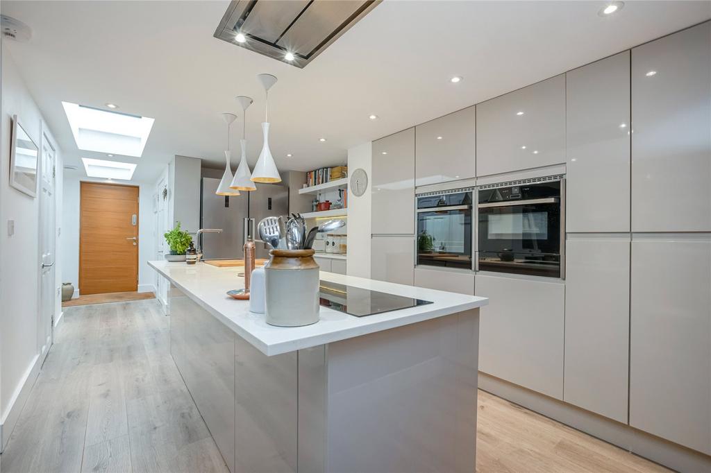 Kitchen 1