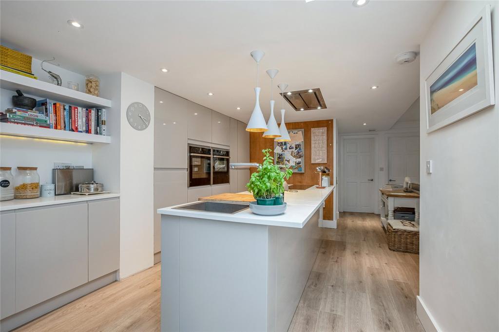 Kitchen 3