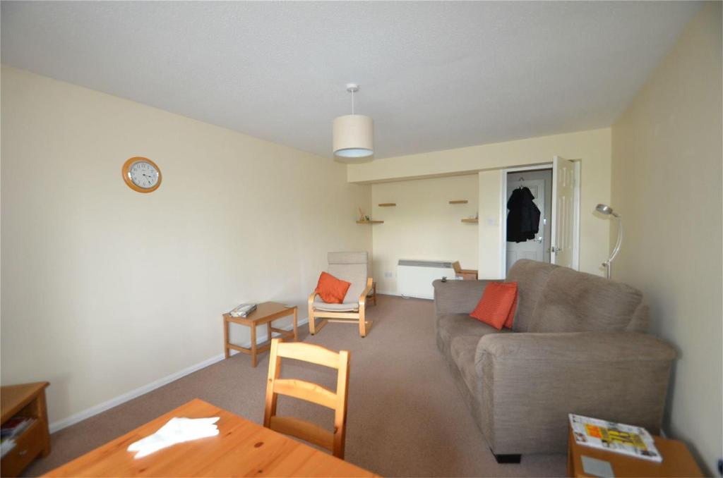 Richard Daniels House, Shefford, Bedfordshire 1 bed flat to rent £700