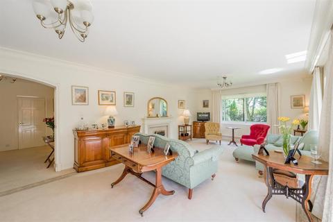 3 Petersham Place, Birmingham, B15 3RY