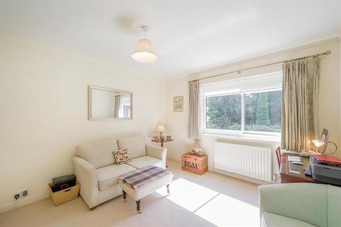 3 Petersham Place, Birmingham, B15 3RY