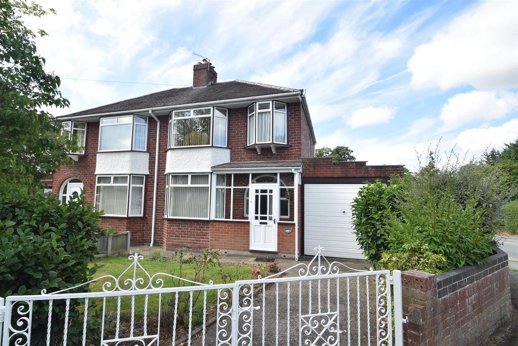 93 Oakfield Road, Copthorne, Shrewsbury SY3 8AL 3 bed semidetached