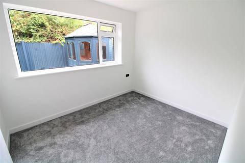 24 Park Crescent Road, Erith, DA8 3DX