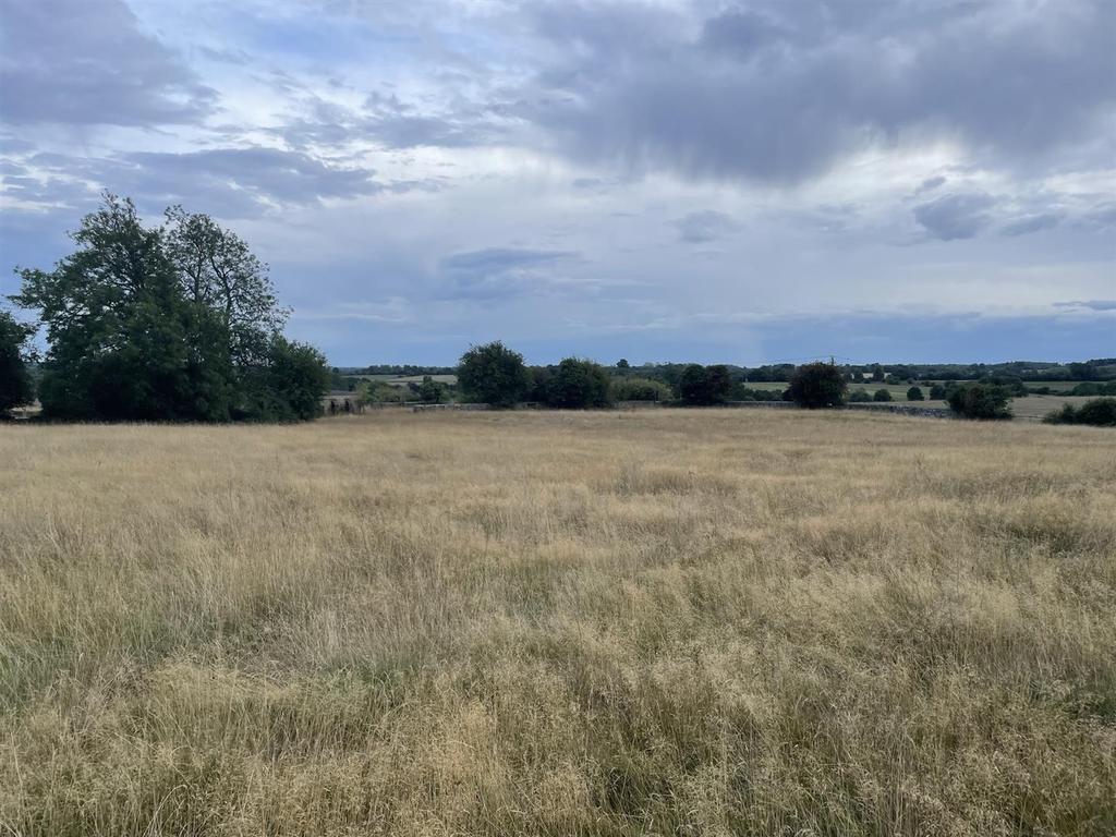 Land off Chavenage Lane, Chavenage, Tetbury Land £70,000