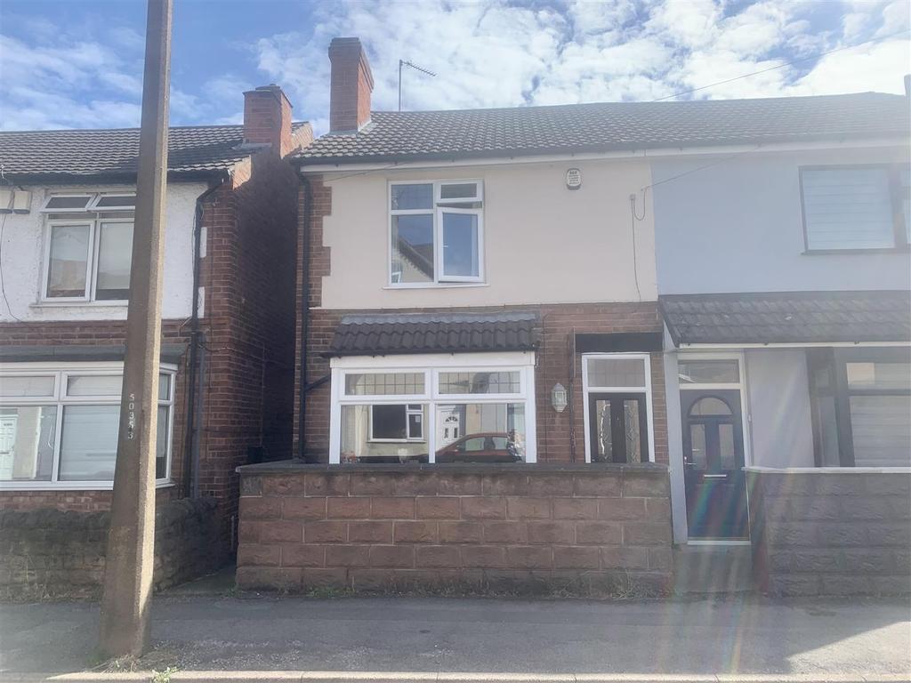 Cotmanhay Road, Ilkeston 3 bed semidetached house £122,000
