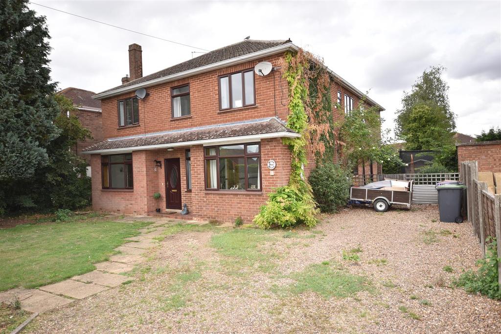 Burton Road, Heckington, Sleaford 5 bed detached house £360,000