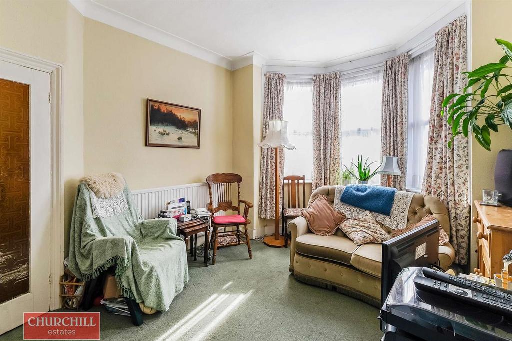 Edward Road, Walthamstow 1 bed £340,000