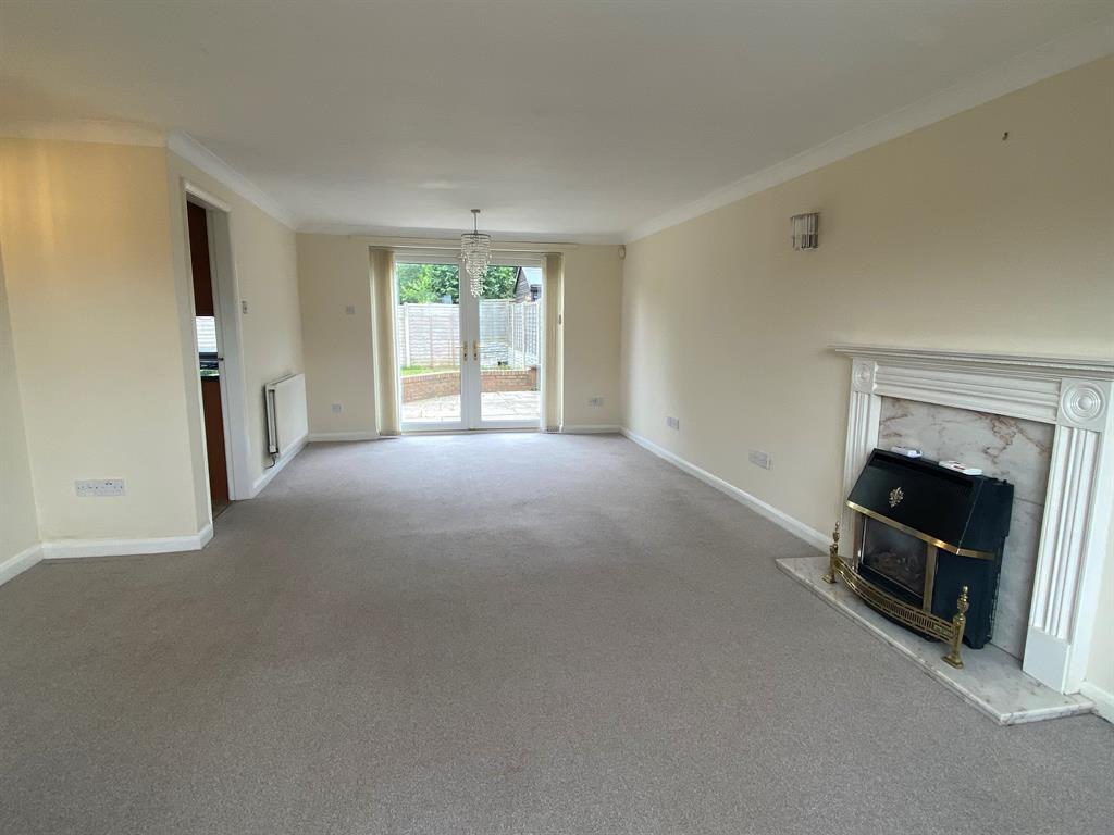 Abbotsford Drive, Carlisle, CA30QJ 3 bed semidetached house £220,000