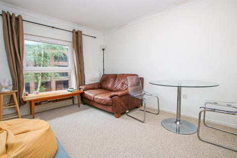82 Colegate, Norwich, NR3 3DU