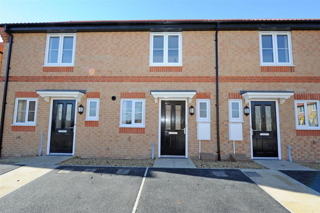 31 Tulip Avenue, Colburn, Catterick Garrison 2 bed terraced house £