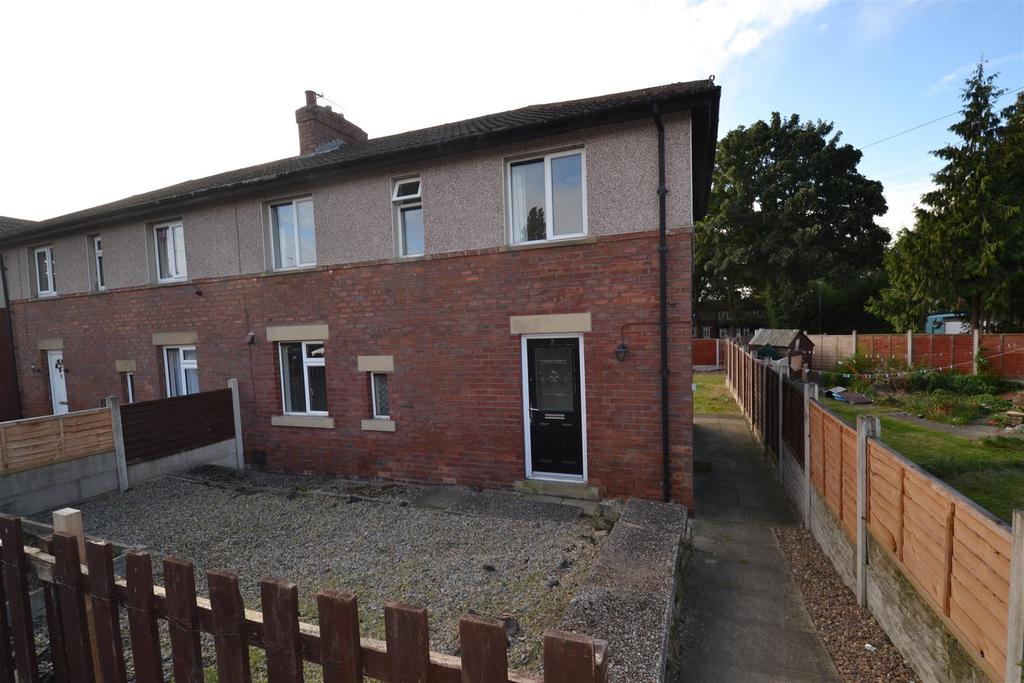 Shirley Avenue, Gomersal, Cleckheaton 3 bed semidetached house £145,000