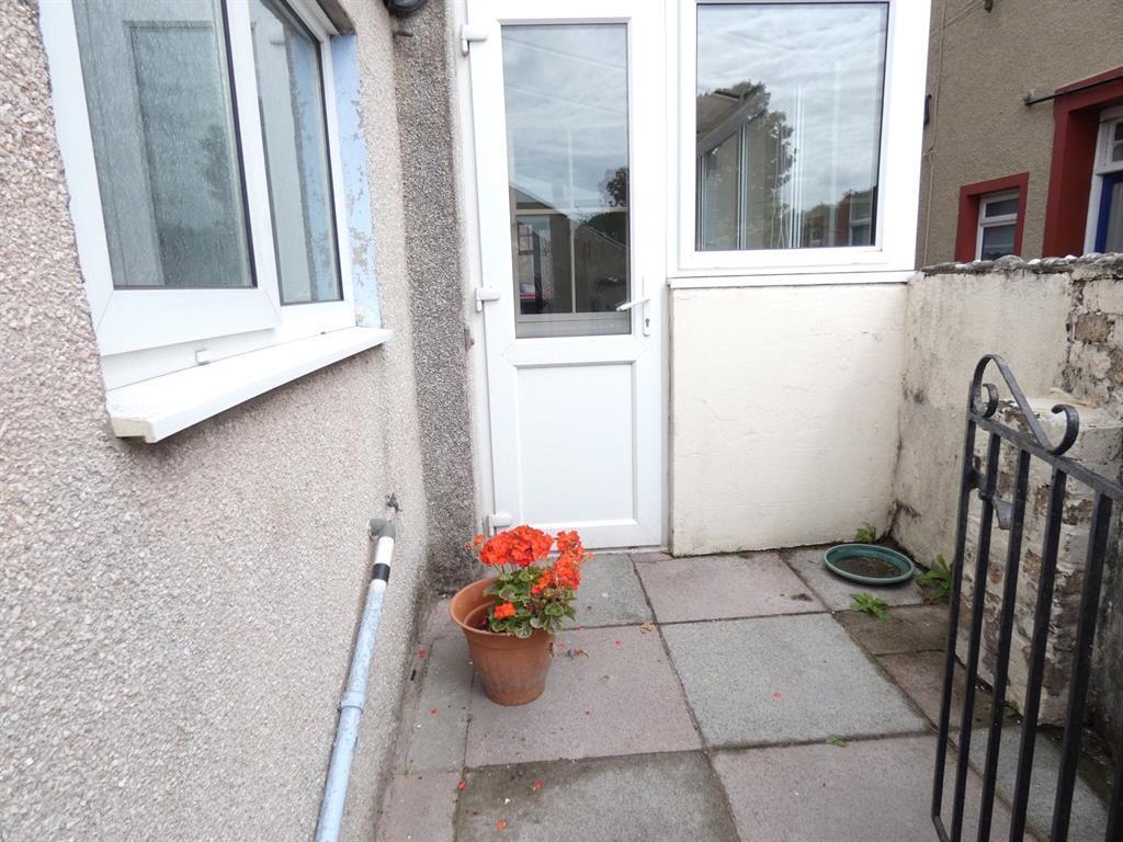 Holyoake Terrace, Beckermet, Cumbria, CA21 2XQ 2 bed end of terrace house for sale £160,000