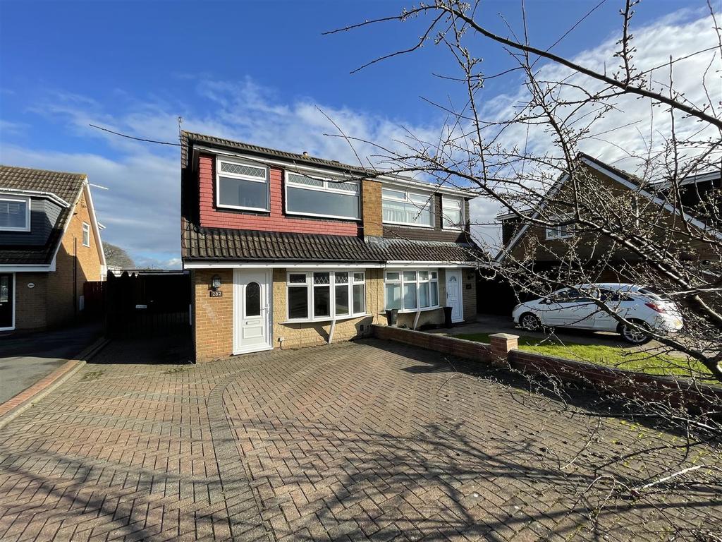 Surbiton Road, Fairfield 3 bed semidetached house £130,000