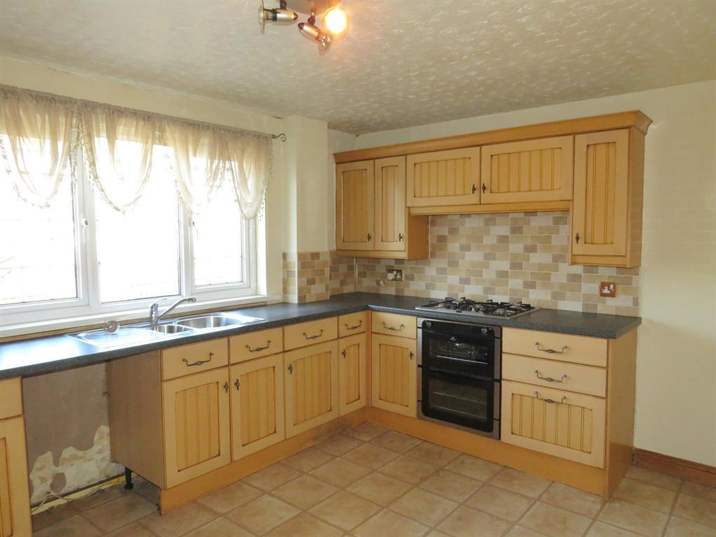 Mill Hill, Cleator Moor, CA25 5SD 3 bed terraced house £92,000