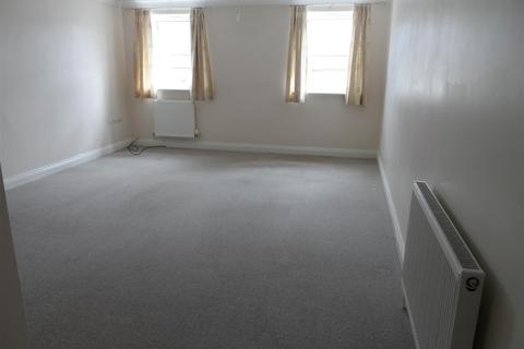 1 bedroom flat for sale - Victoria Avenue, Chard