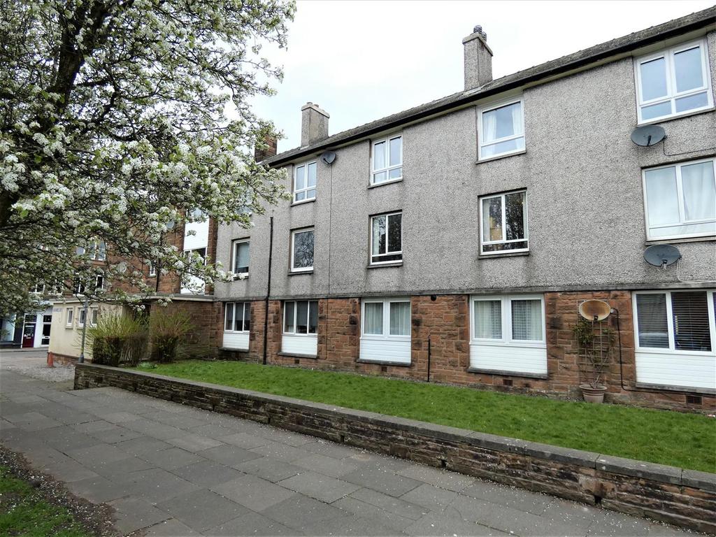 Queensberry Court, Dumfries, DG1 1BT 1 bed flat £43,000