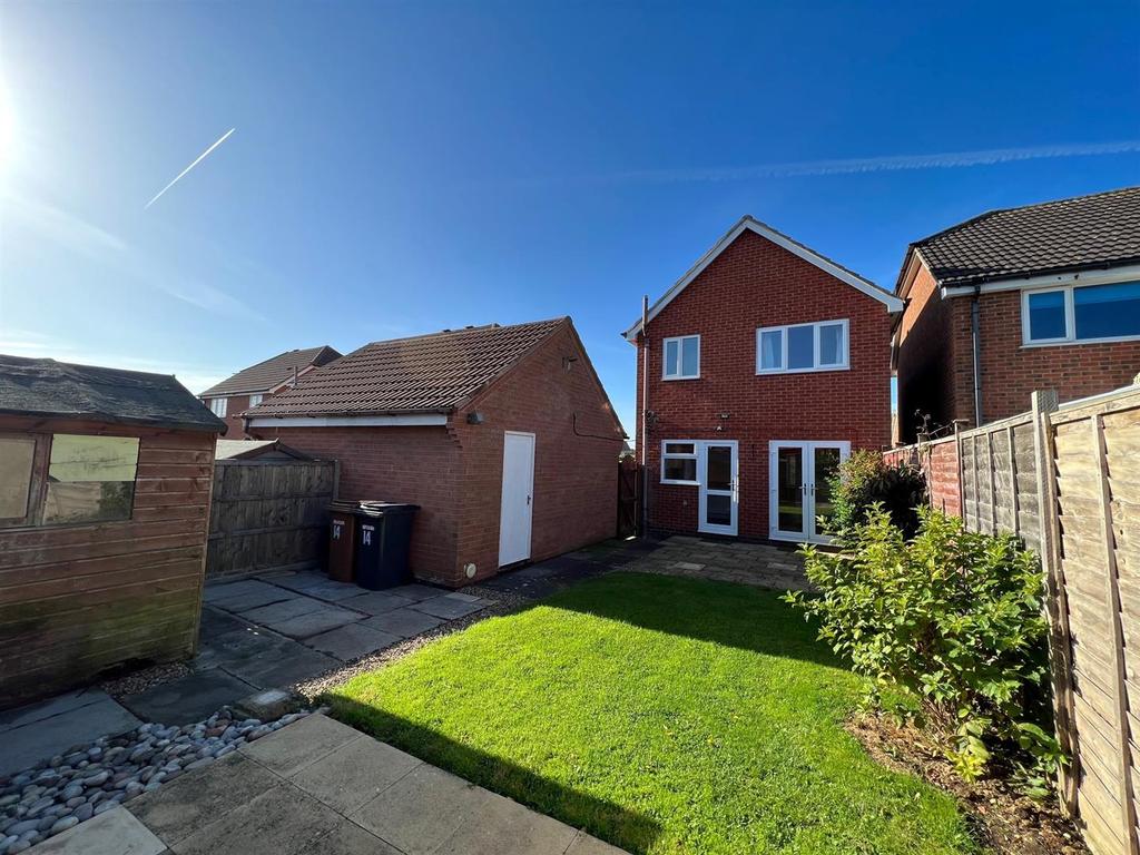 MILDMAY CLOSE, MELTON MOWBRAY 3 bed detached house to rent £900 pcm