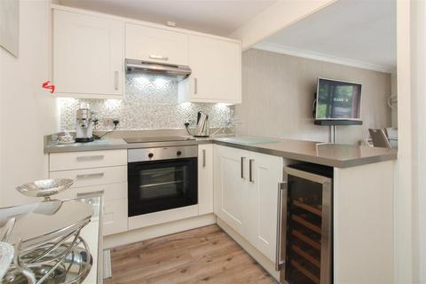 1 bedroom retirement property for sale - The Lawns - Uplands Road, Warley, Brentwood