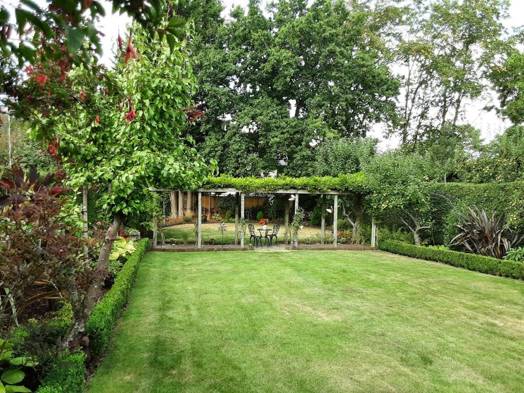 Duchy Road, Harrogate 6 bed semidetached house for sale £1,575,000