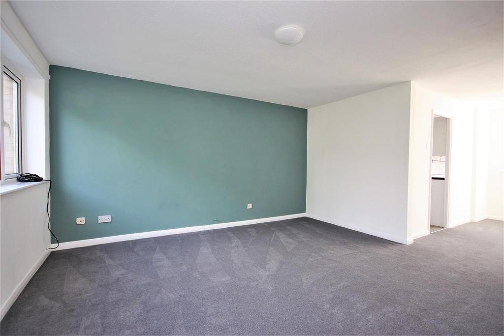 Barn Rise, Seaford 3 bed terraced house £307,500