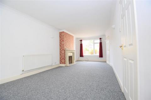 4 bedroom chalet to rent, Banyard Way, Rochford