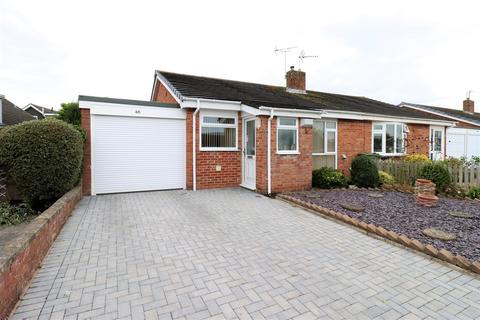 2 bedroom semi-detached bungalow for sale - Lovely bungalow close to amenities