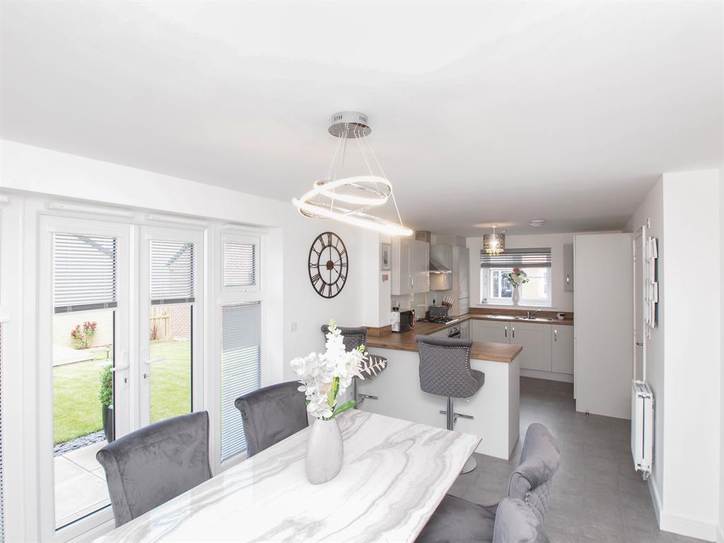 Staunton Drive, Carlisle, CA13GU 4 bed detached house £295,000