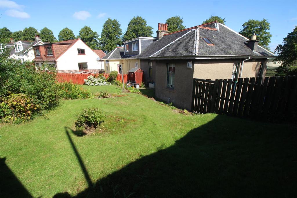 Broomberry Drive, Gourock 2 bed semidetached bungalow for sale £149,000