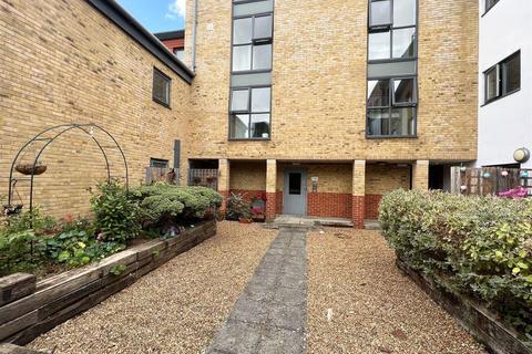 2 bedroom apartment for sale, Knightrider Street, Maidstone