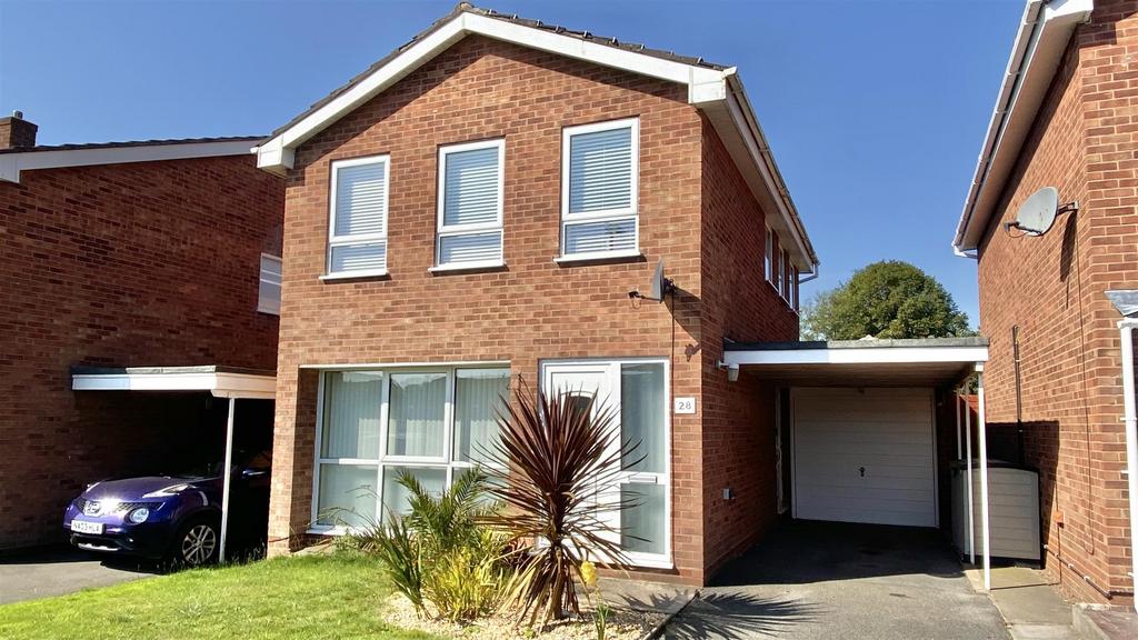 Poynton Road, Shawbury, Shrewsbury 3 bed detached house £280,000