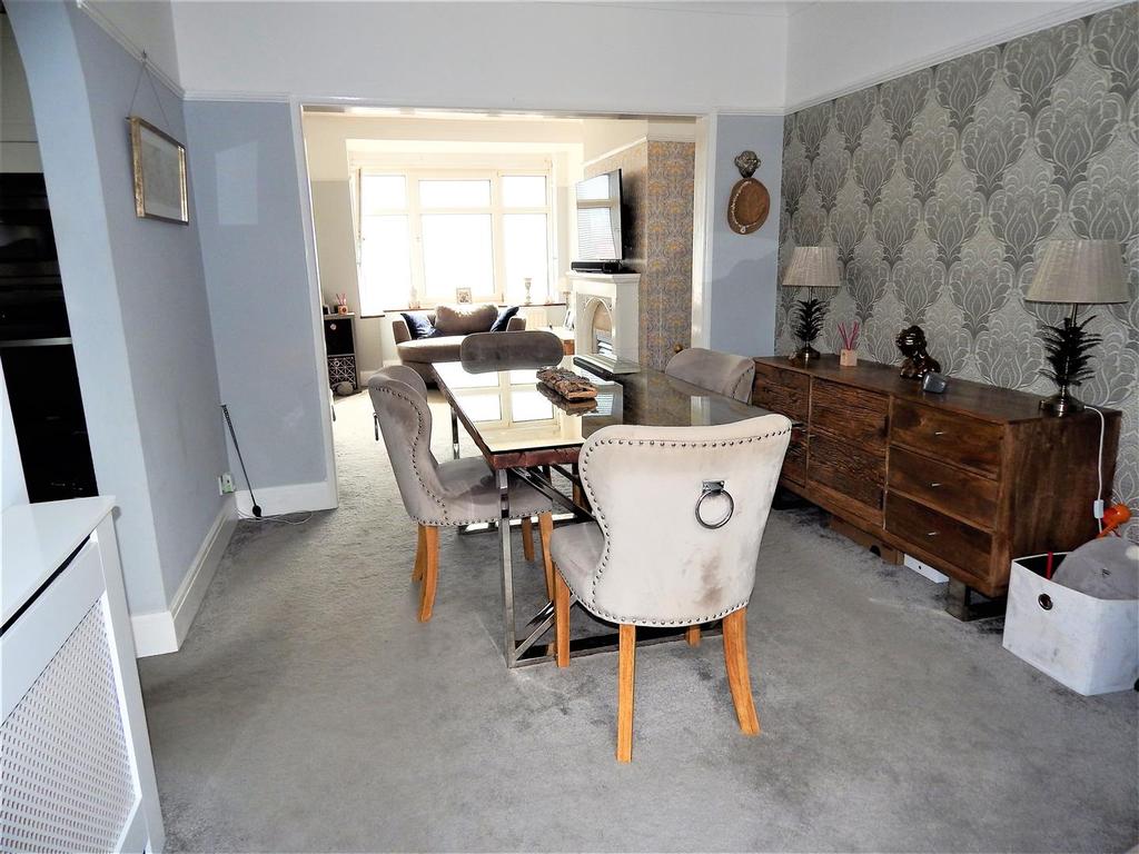 Beresford Avenue, Rochester 3 bed end of terrace house £365,000