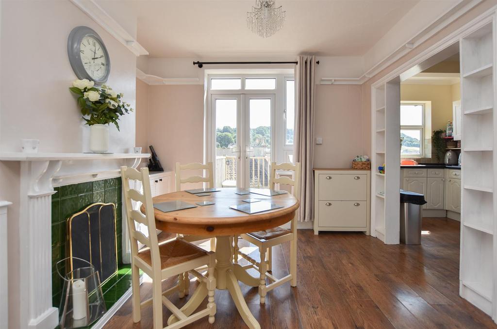 Godwin Road, Hastings 3 bed semidetached house for sale £420,000