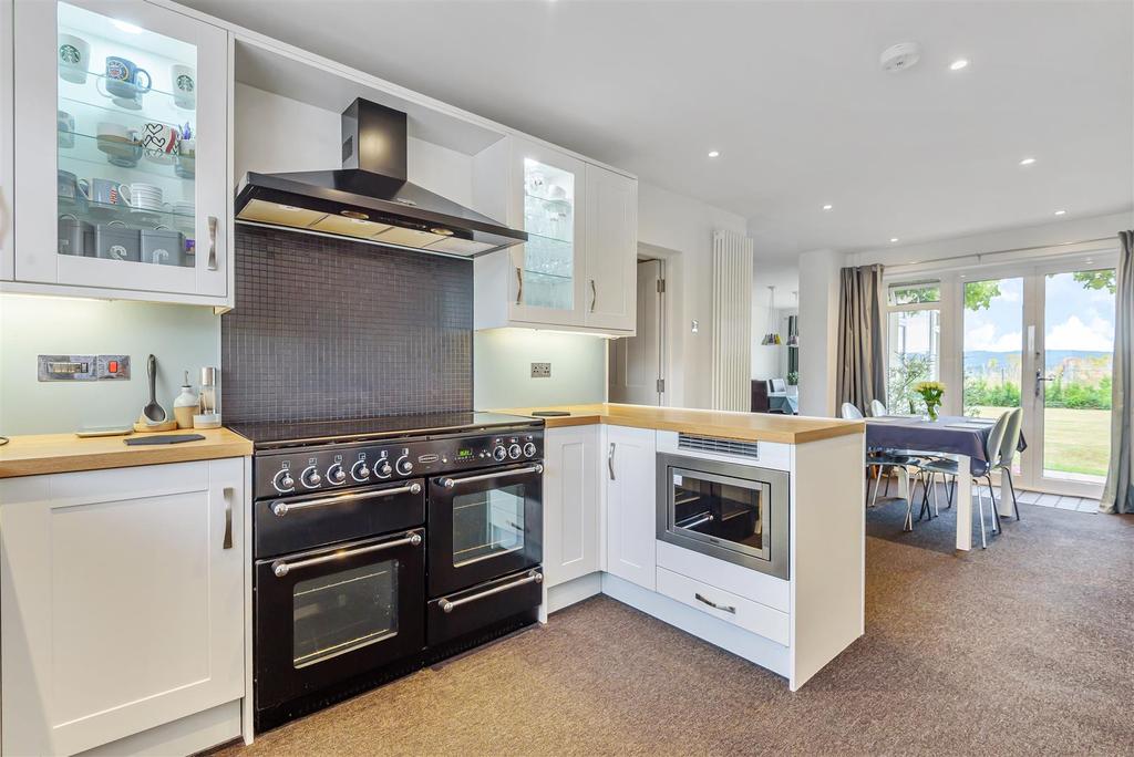 Kitchen / breakfast room