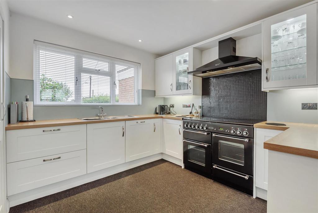 Kitchen / breakfast room