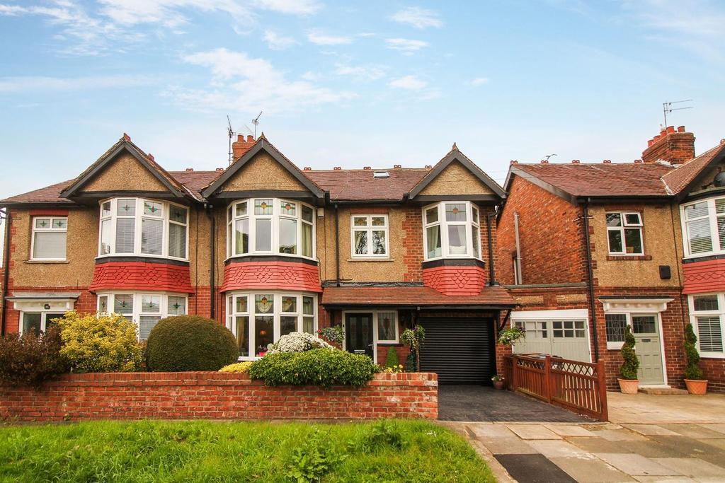 Seatonville Road, Whitley Bay 4 bed semidetached house £399,950