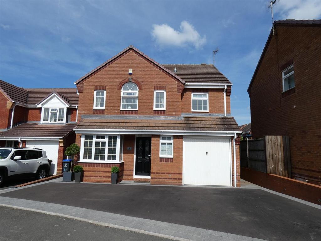 Stokesay Drive, Cheadle, StokeOnTrent 4 bed detached house for sale