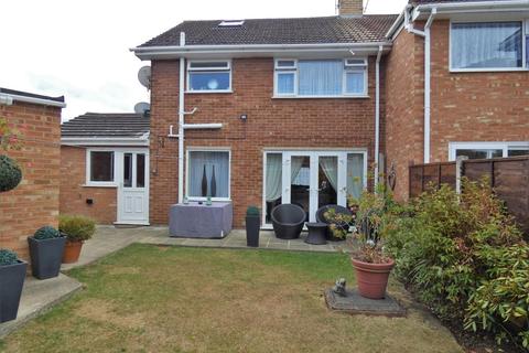 27 Cimba Wood, Gravesend, DA12 4SD