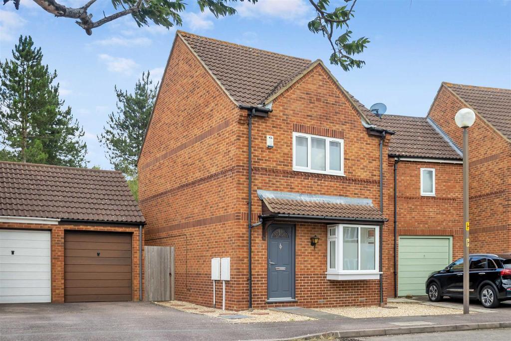 Caldecote 3 bed detached house for sale £379,995