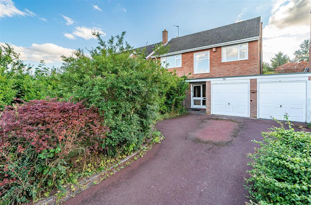 84 Tyninghame Avenue, Tettenhall, Wolverhampton 4 bed detached house