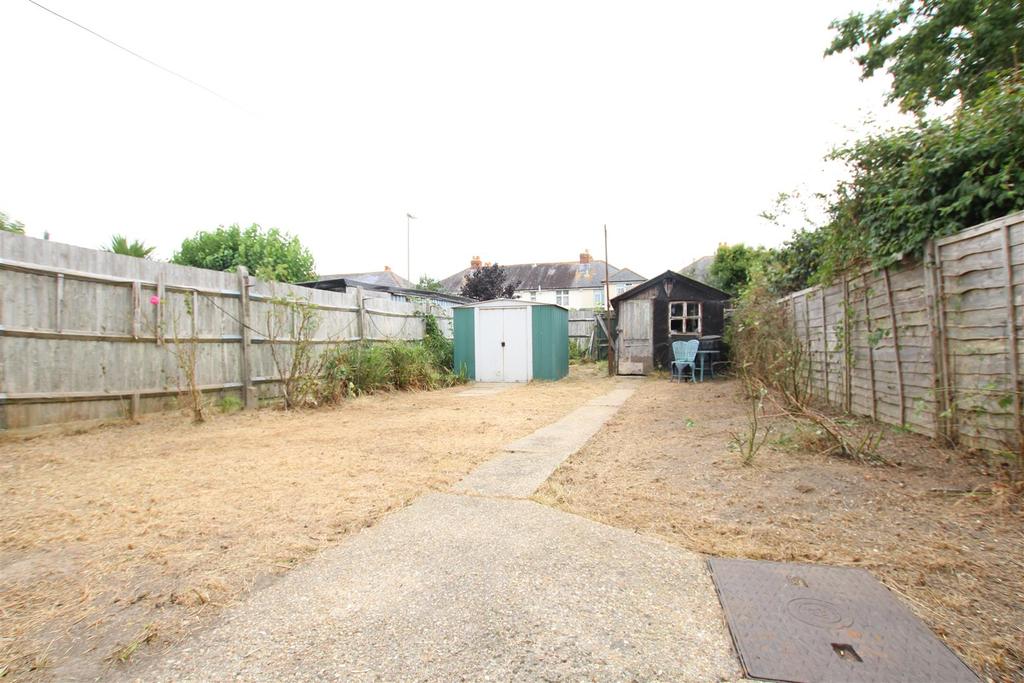 Arnold Road, Eastleigh 3 bed semidetached house for sale £280,000