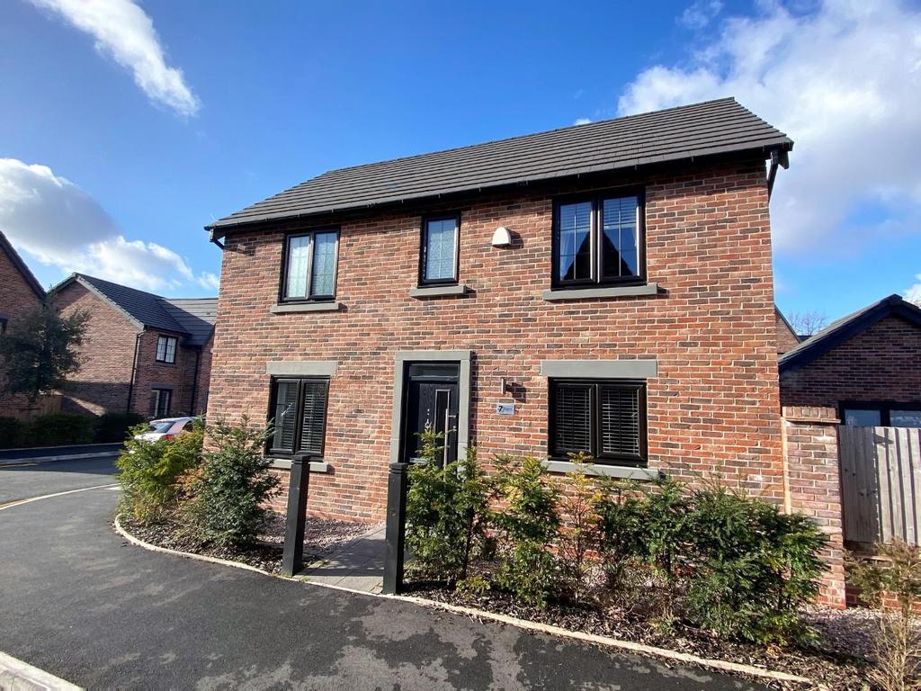 Toddbrook Close, West Didsbury 3 bed detached house £1,800 pcm (£415 pw)